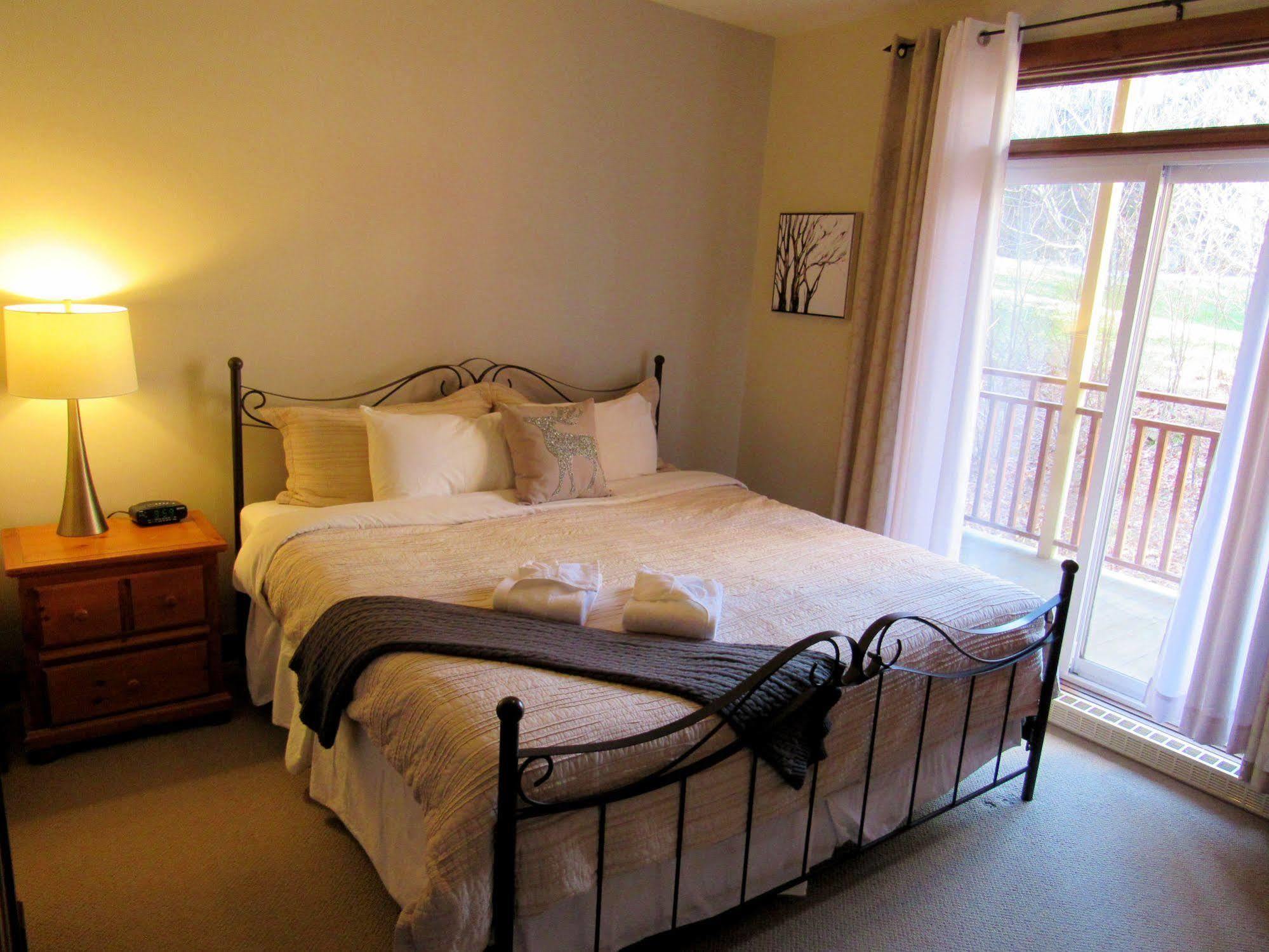 Tremblant Les Eaux - Location Adp Apartment มงต์-ทร็องบล็องต์ ภายนอก รูปภาพ
