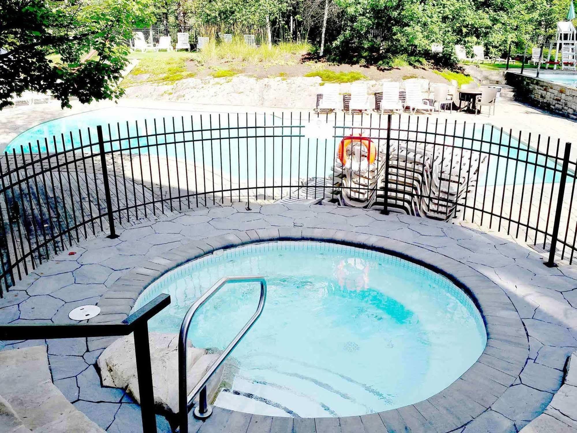 Tremblant Les Eaux - Location Adp Apartment มงต์-ทร็องบล็องต์ ภายนอก รูปภาพ