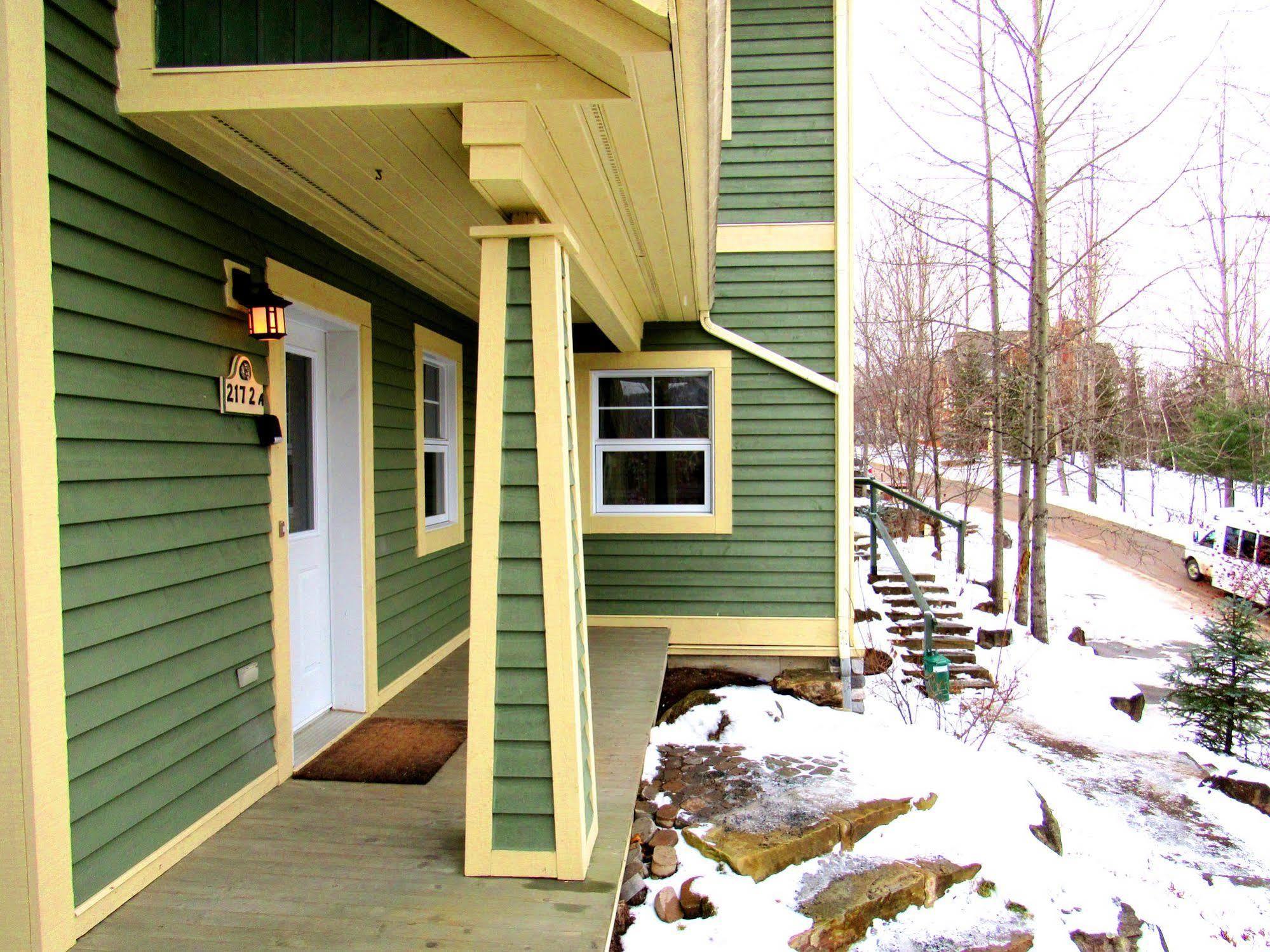 Tremblant Les Eaux - Location Adp Apartment มงต์-ทร็องบล็องต์ ภายนอก รูปภาพ
