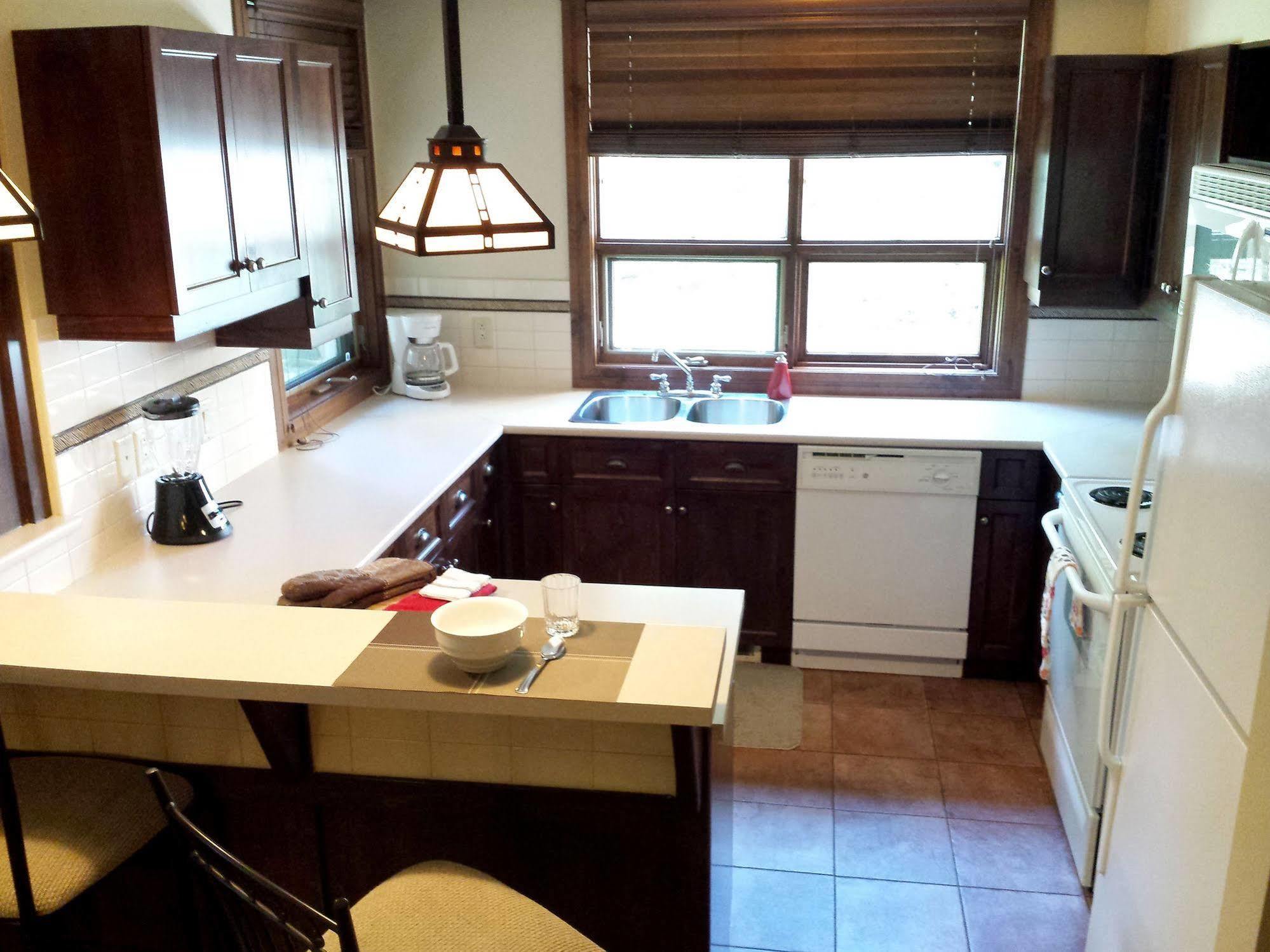 Tremblant Les Eaux - Location Adp Apartment มงต์-ทร็องบล็องต์ ภายนอก รูปภาพ